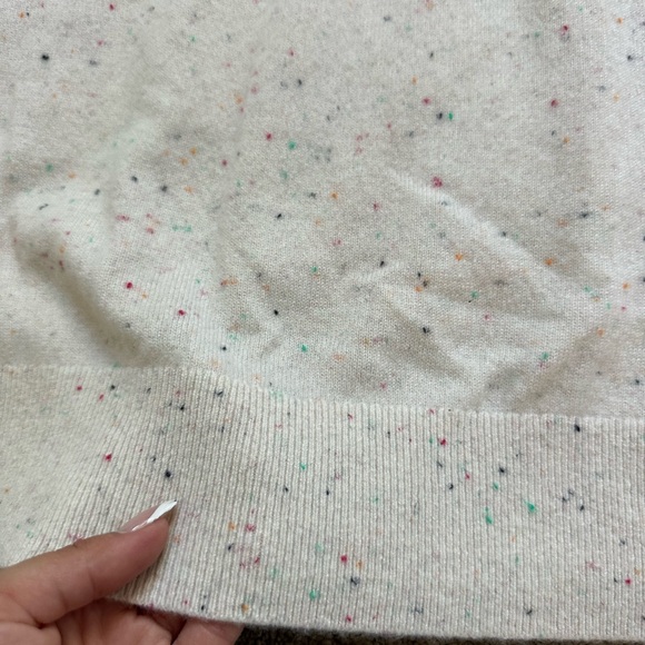 LANDS' END 100% Cashmere Turtleneck Sweater - Picture 2 of 5